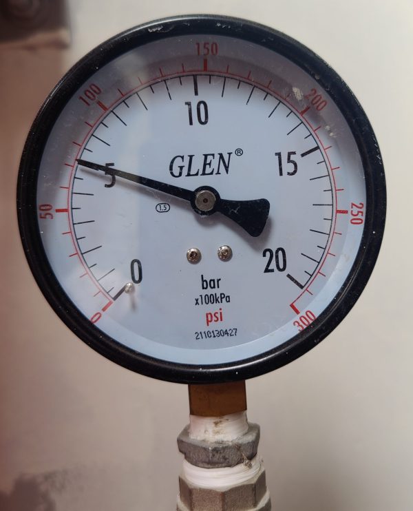 Workforce Contracts Analogue Pressure Gauge